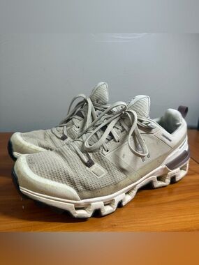 On Running Cloudwander Waterproof Hiking Sneaker Shoe Running Ivory Sand‎ W9.5